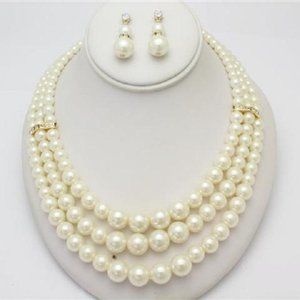 3 LAYER CREAM GOLD PEARL NECKLACE SET